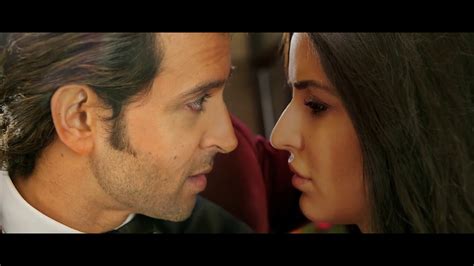 katrina kaif lip to lip kiss|katrina kaif and hrithik.